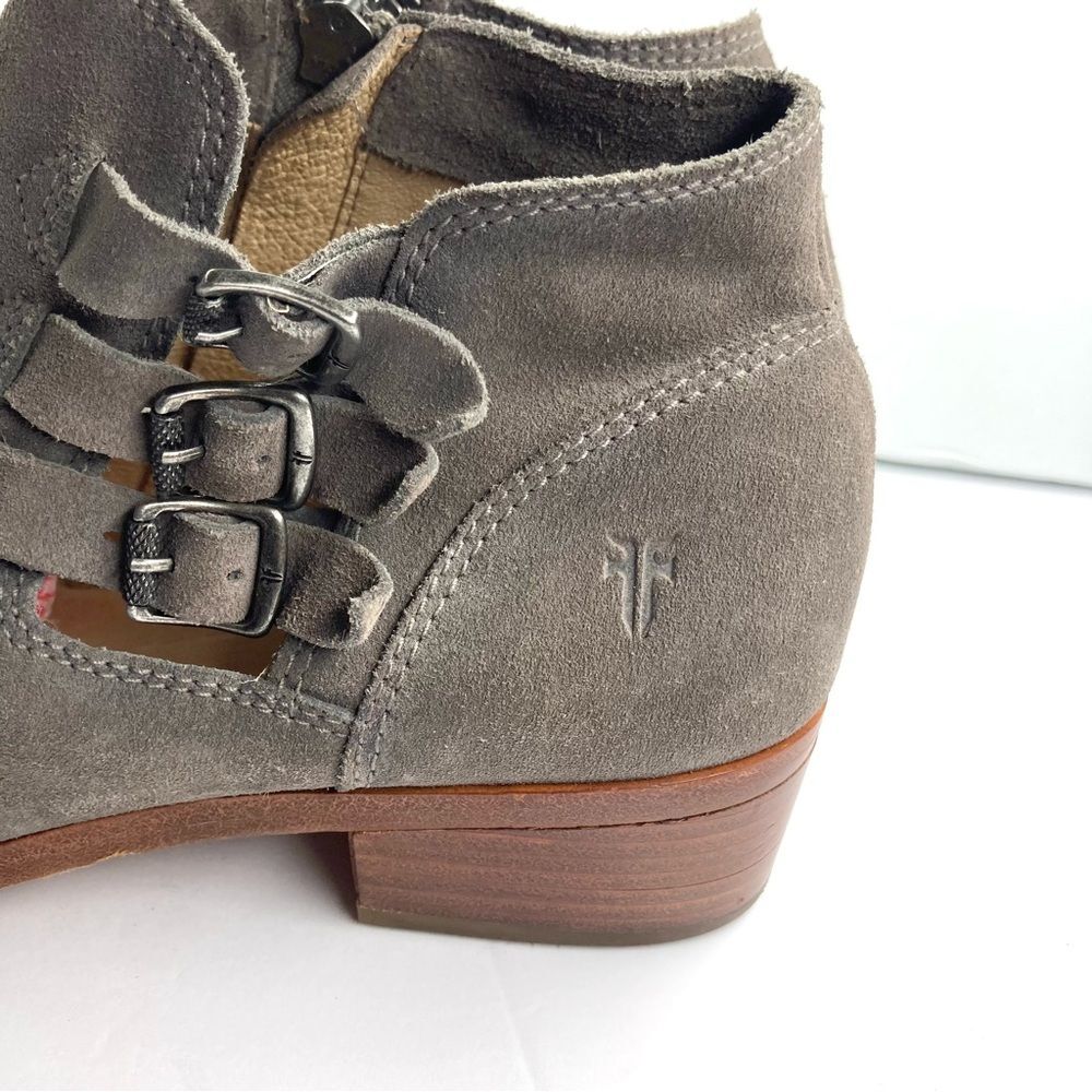 Frye Ray Belted STO Grey Suede Bootie Triple Buckle 9 M Boho Western Boots - Picture 7 of 16
